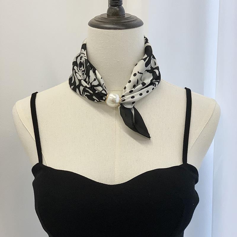 Silk scarf new pearl necklace spring and summer thin magnetic buckle lazy silk scarf women's pendant scarf collarbone chain