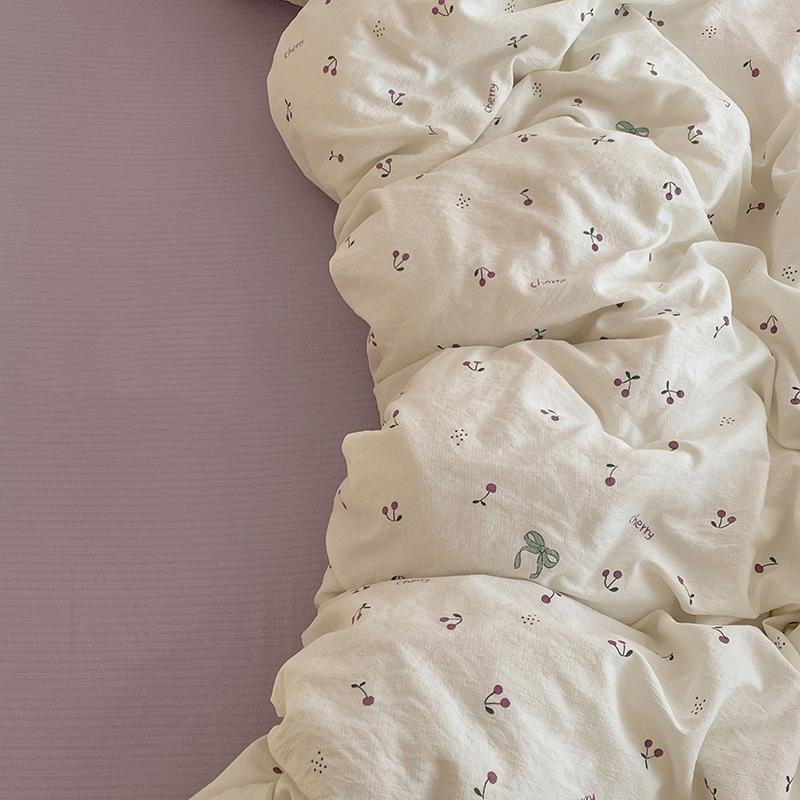 4 Piece Bedding Set Double Layer Gauze Quilt Cover Bed Sheet Pillow Cases Student Duvet Cover Fitted Sheet Soft Comfortable Bedding Set