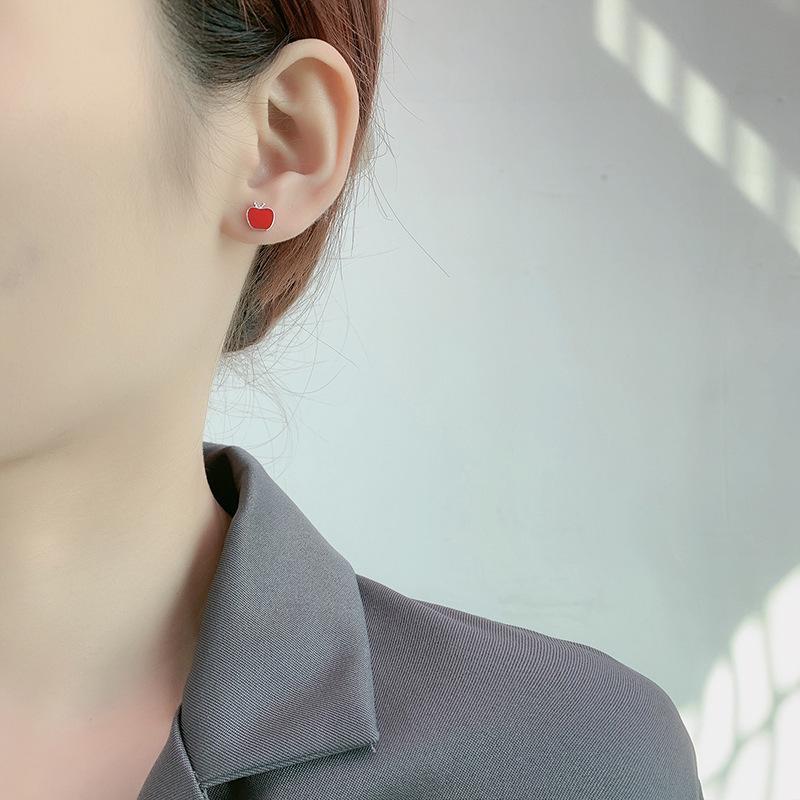 Mori Minimalistische Rote Epoxid-Apfel-Ohrstecker - Süße, Vielseitige Stecker für Weihnachten