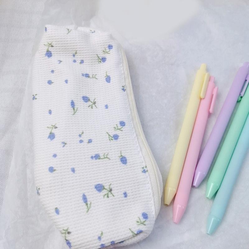 Tiny Blossomy Pen Case Permanent Polyester Cosmetic Planner With Dense Size For Daily Use