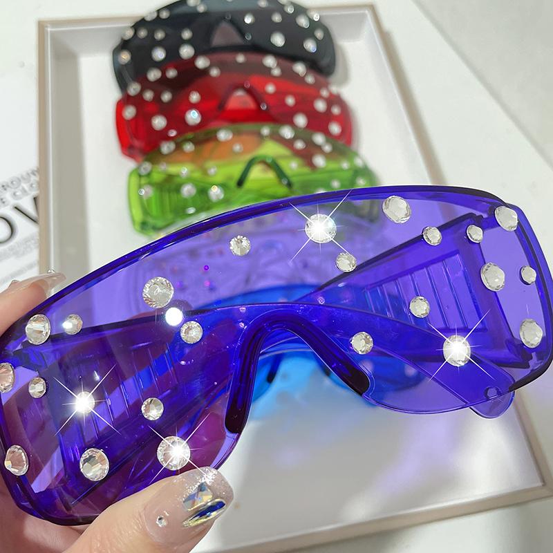 Oversized Diamond Goggle Sunglasses Women Men Fashion One Piece Windshield UV Protection Punk Rhinestone Sunglasses Feminino Man