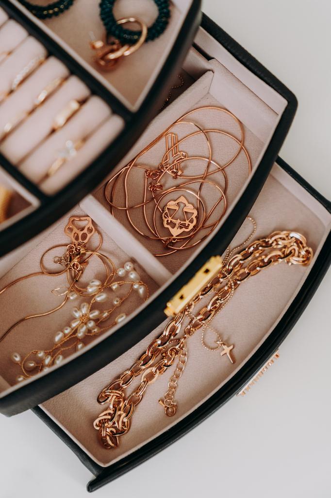 Elegant Jewelry Box - Peterson