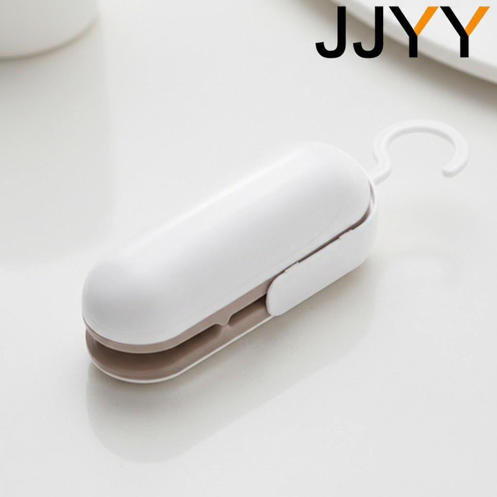 

Multifunction Vacuum Food Sealer Machine Heat Sealing Snacks Poly Tubing Plastic Bag Kitchen Tool коричневый