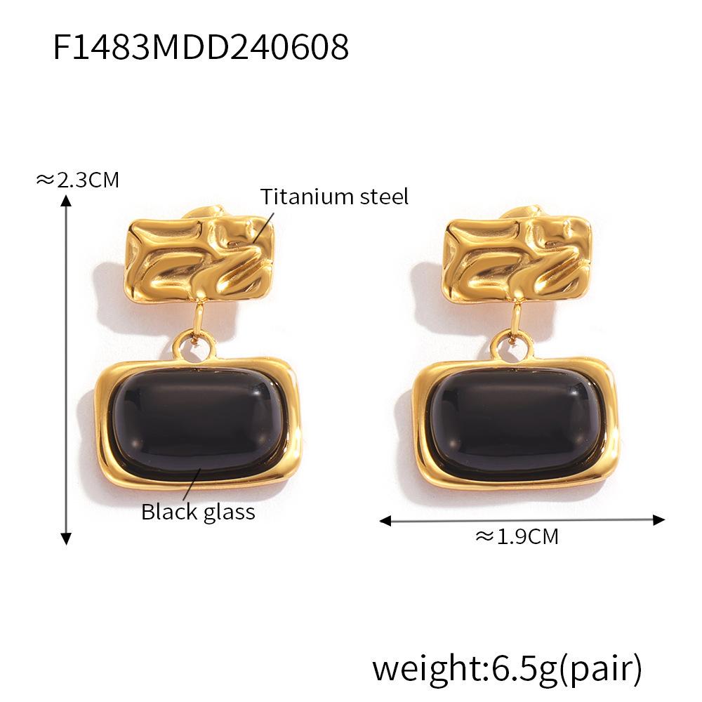 

Французский ретро черный стеклянный маленький ароматный геометрический кулон женские новые темпераментные нишевые титановые стальные серьги