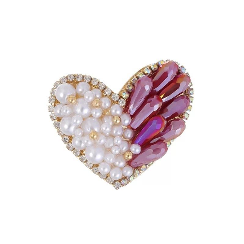 

Glittering Rhinestones Pearls Badge Charm Heart Shaped Lapel Pin Adornment with Pearls and Rhinestones Charm Brooch Jewelry 1