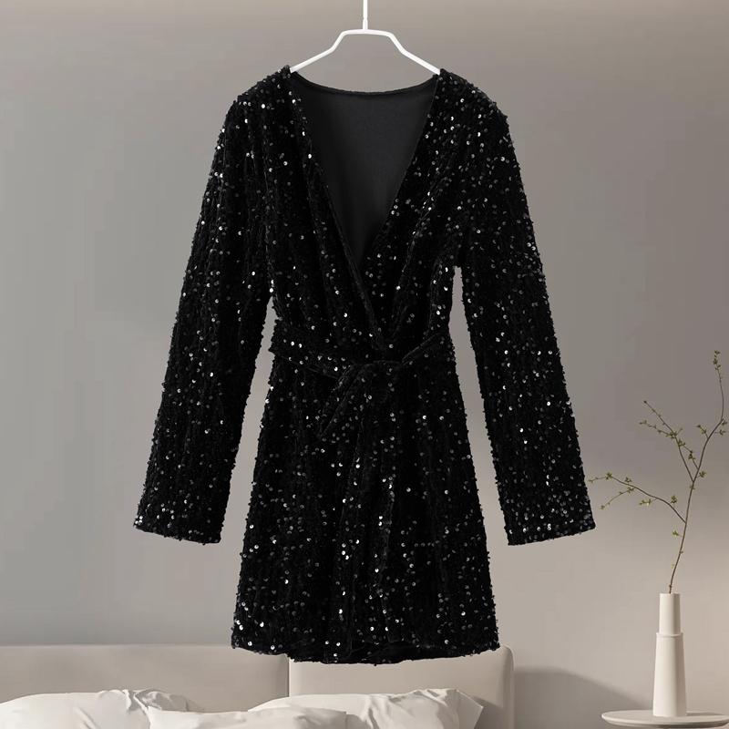 

Сексуальные короткие однотонные вечерние платья с пайетками для женщин, бретелька через шею с V-образным вырезом и открытой спиной, блестящие оборки, женское мини-платье 2025, новые клубные платья XL чёрный