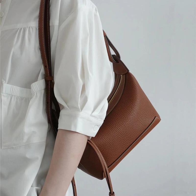 Pu Small Crossbody Bag For Women With Zipper Pocket Street Style Handbag For Daily Use