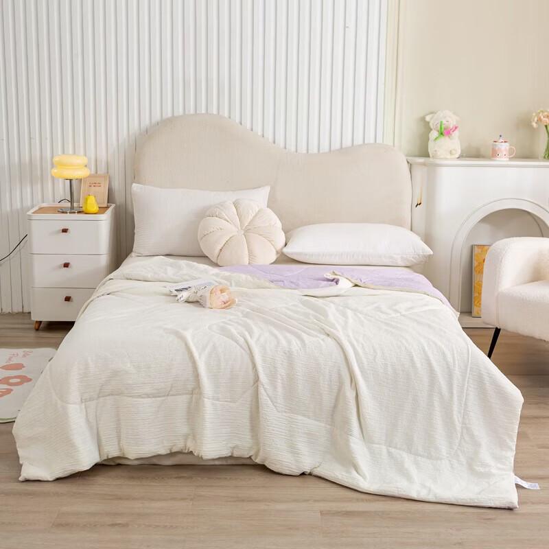 Louis Kellog Romantic Lady Soybean Fiber Summer Quilt