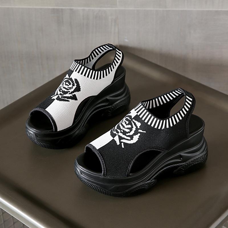 Fliegenwebe-Plateausandalen Sommer Netz atmungsaktive Fischmaul-Keilschuhe Fußabdeckung Sport Student Strick-Freizeitschuhe