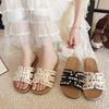 2025 Summer New Xiaoxiangfeng Flat-bottomed Slippers Women's Outer Wear Summer Light Luxury Fairy Versatile Pearl Vacation Sandals