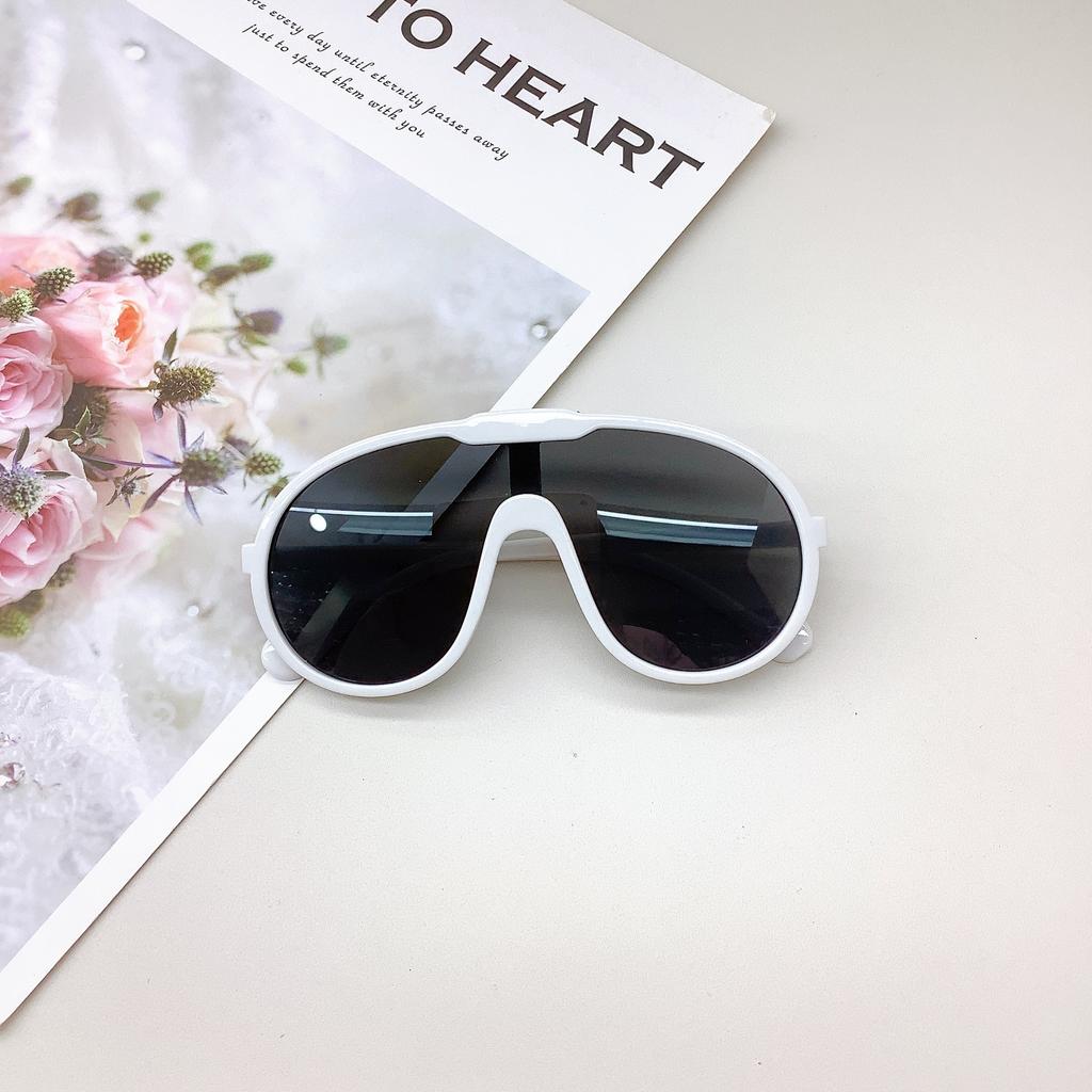 2025 UV400  Retro sports children's sunglasses with eye protection and sun shading concave design, boys' sunglasses for cycling