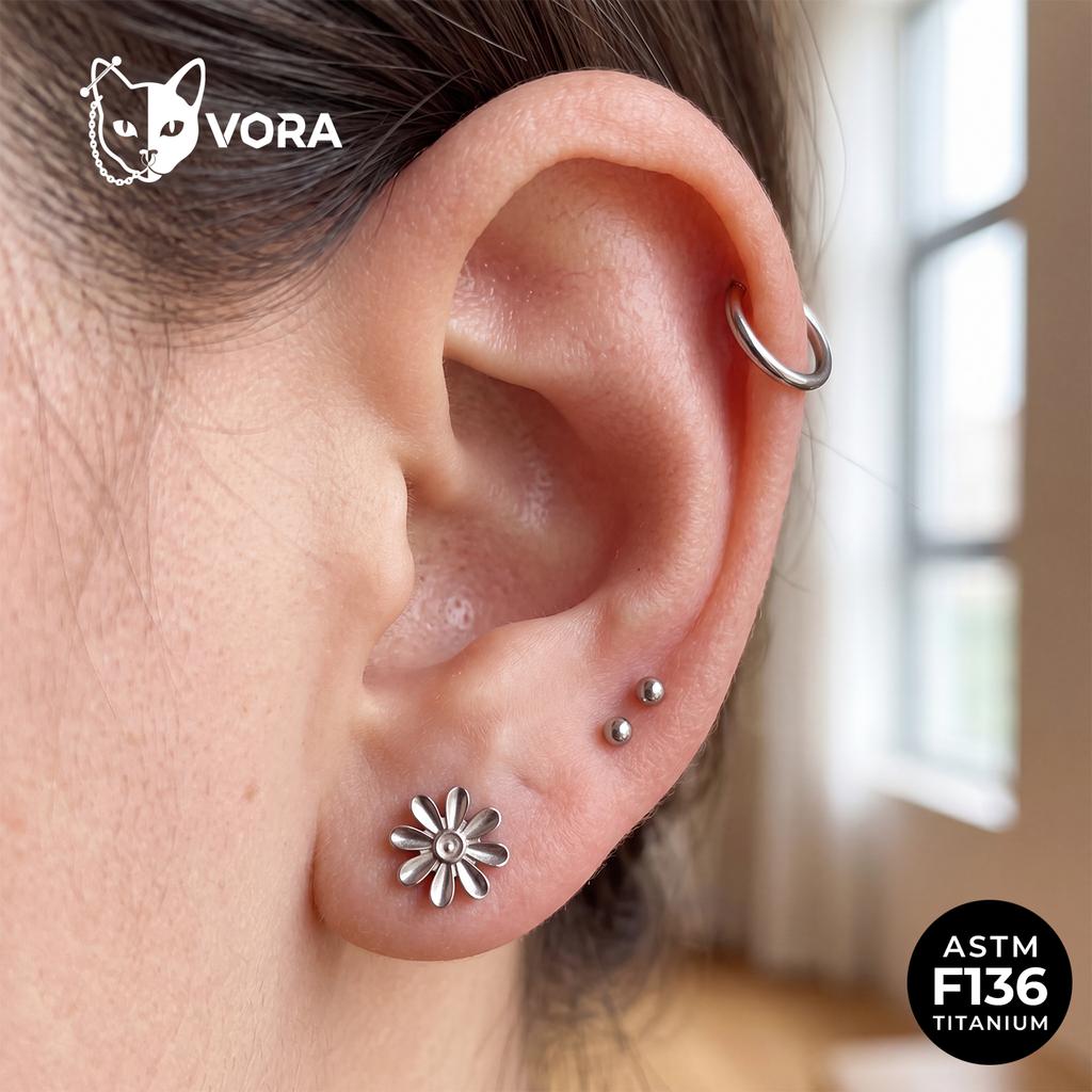 ASTM F136 Titanium Threadless Push Pin Labret Flower Daisy 18K Gold PVD Flat Back Helix Tragus Cartilage Piercing Jewelry