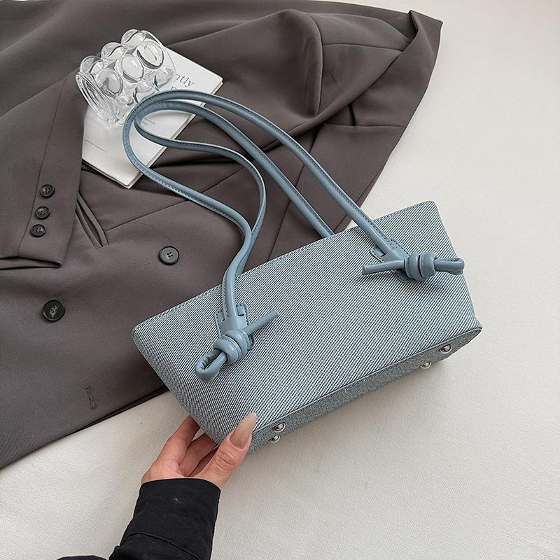 Niche Design Large-capacity Vegetable Basket Tote Bag Women's Summer New Fashion Shoulder Underarm Commuter Bag