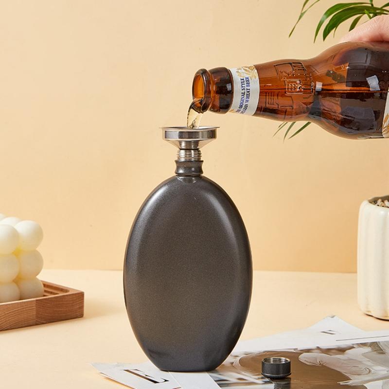 Portable Hip Flask 5 oz Spirits Vodka Cup + Funnel Stainless Steel Camping Whiskey Flask Personalized Oval Shape Flagon Men Gift
