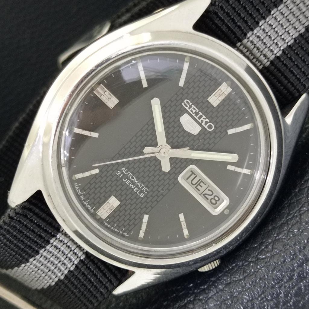 

ЯПОНИЯ ВИНТАЖ SEIKO 5 АВТОМАТИЧЕСКИЕ 7019A МУЖСКИЕ ОРИГИНАЛЬНЫЙ ЦИФЕРБЛАТ ЧАСЫ a500787-5 R154-a500787