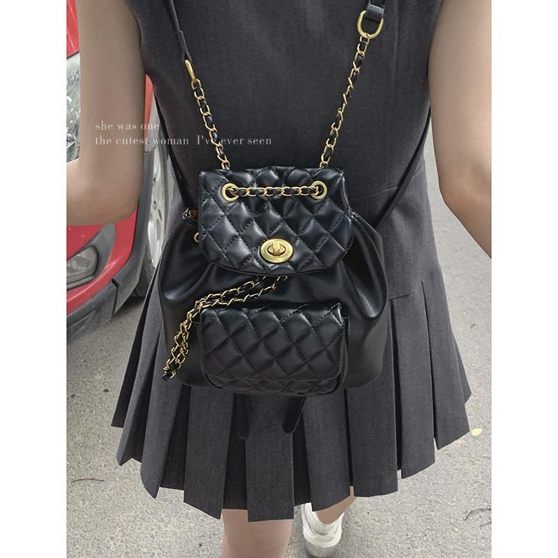 Xiaoxiangfeng Diamond-shaped Backpack, Fashionable Chain Bucket Bag, Versatile Single-shoulder Backpack