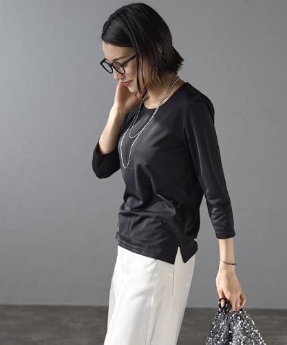[BONMAX] Basic Round Neck Three-Quarter Sleeve Cut and Sew Top for Women