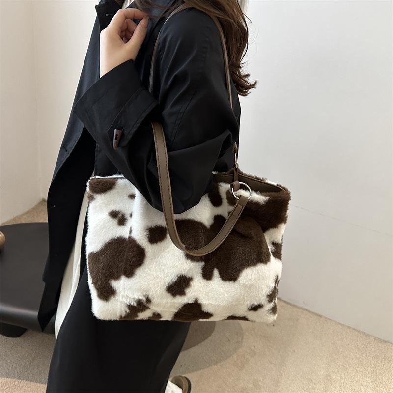 Yogodlns Large Capacity Shopper Bags For Women Winter Travel Tote Bag Cow Printing Plush Shoulder Bag Ladies Designer Handbag