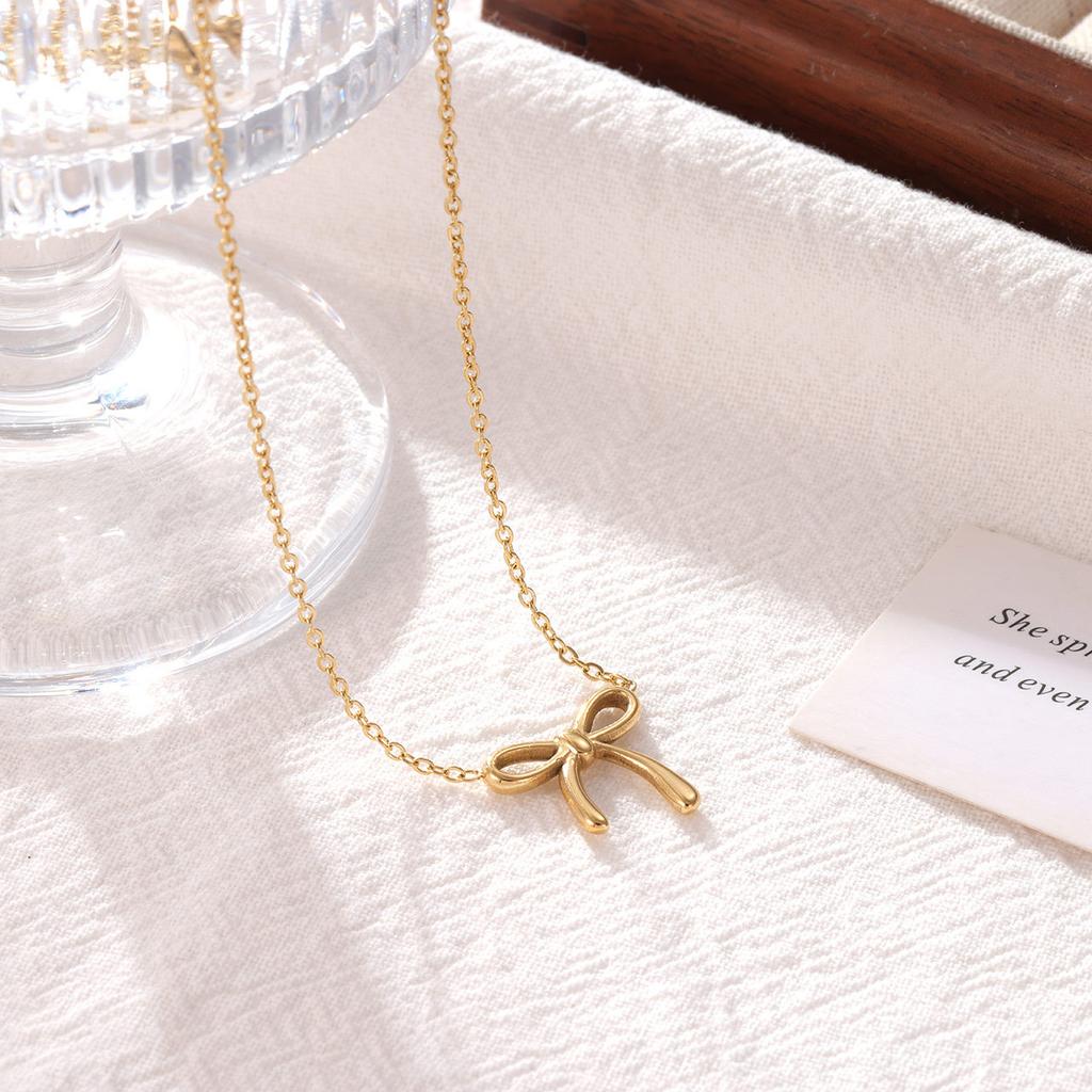 Bowknot Pendant Necklace Women Fashion Clavicle Chain Jewelry Gift