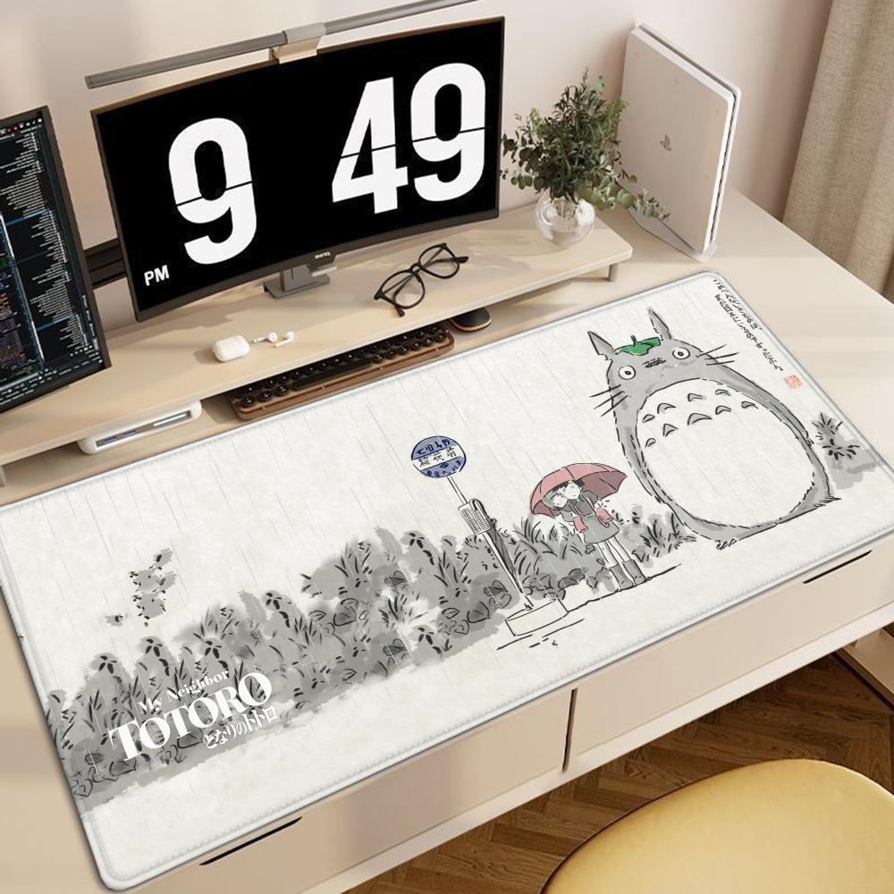 Anime Kawaii Tischmatte Mauspads Büro HD-Druck TTotoros Große Schreibtischmatte Rutschfeste Tastaturmatten PC-Schrank Süßer Teppich Mauspads