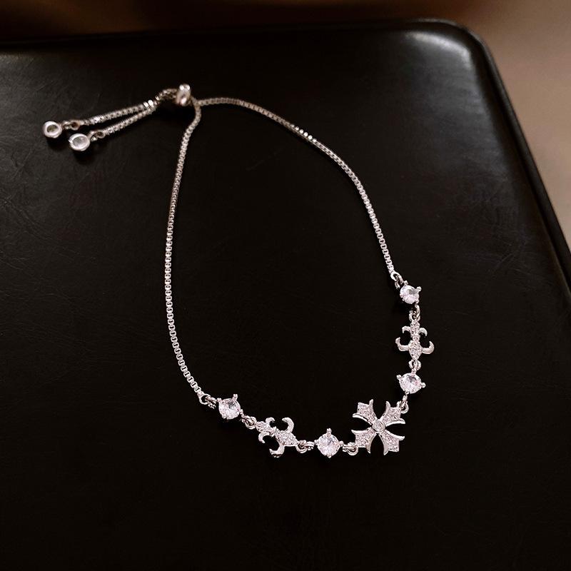 French temperament cold wind zircon star pearl bracelet light luxury bracelet sweet versatile jewelry