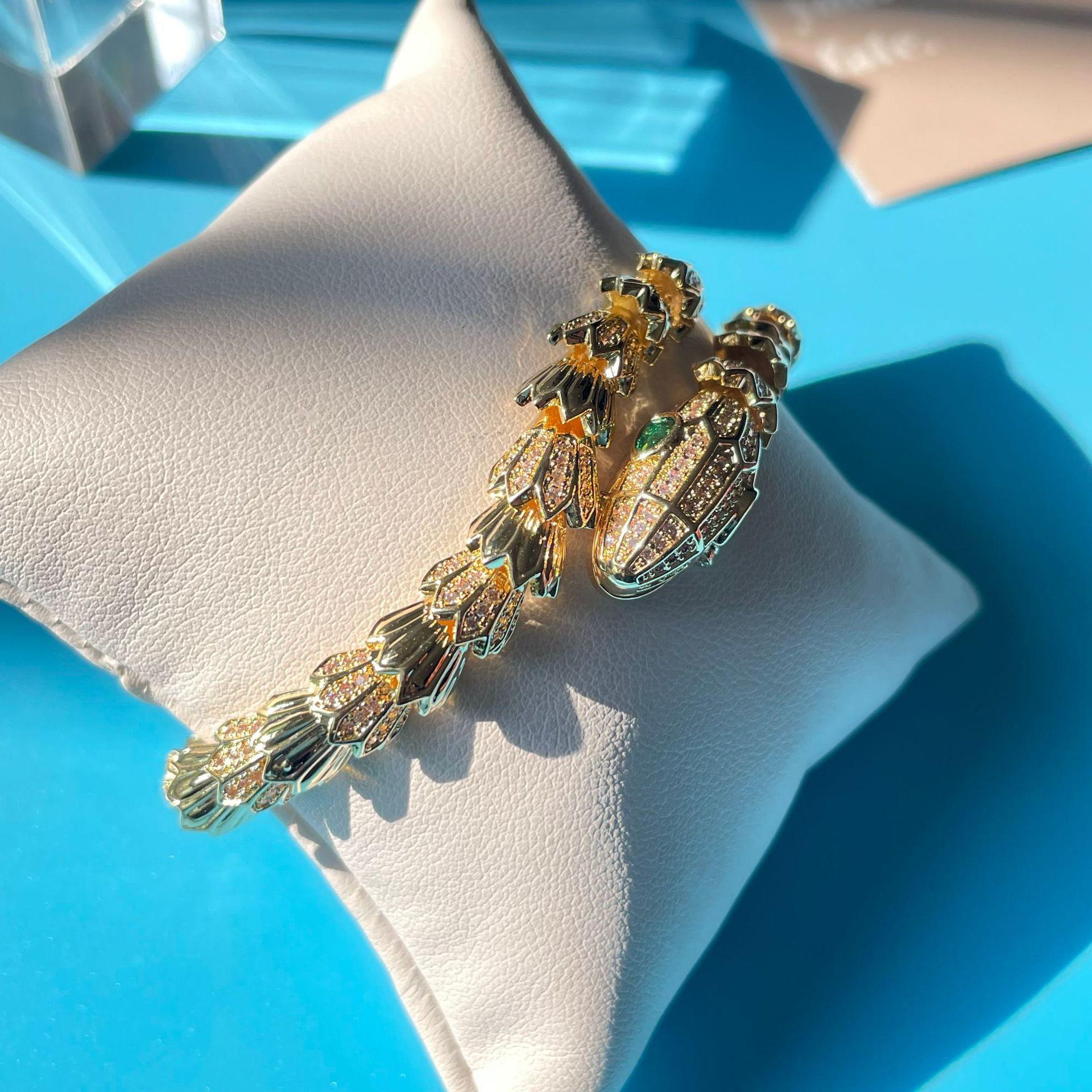 Spirit Snake Bracelet Fashion Trend Snake Scale Hand Jewelry Exaggerated Domineering Stone Bracelet Men s Bracelet One Size(16-22CM)