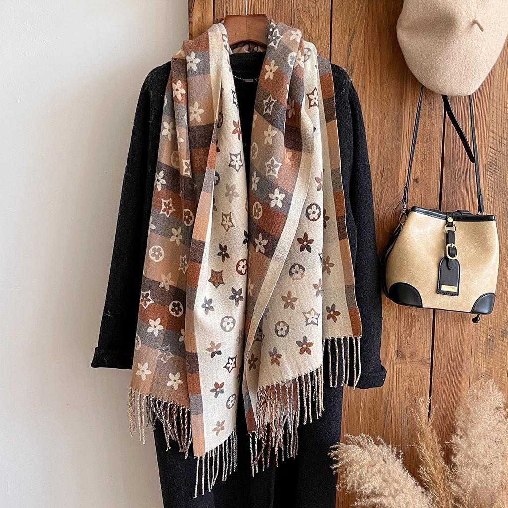 New Brand National Style Cashmere Scarf Winter Women Shawls Warm Blanket Wraps Female Foulard Bandana Thick Scarves