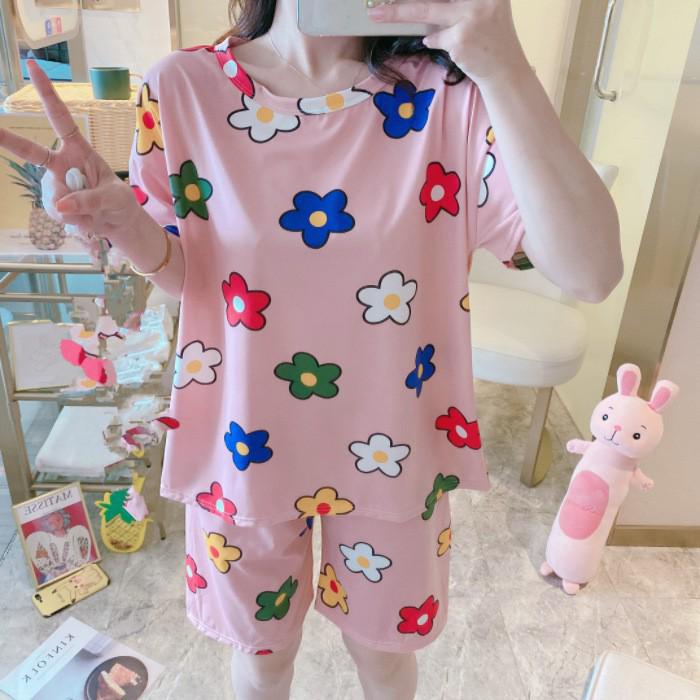 Women's Cute Summer Pajama Set - Short-Sleeved Top & Shorts, Casual Cartoon Loungewear for Indoors and Out.