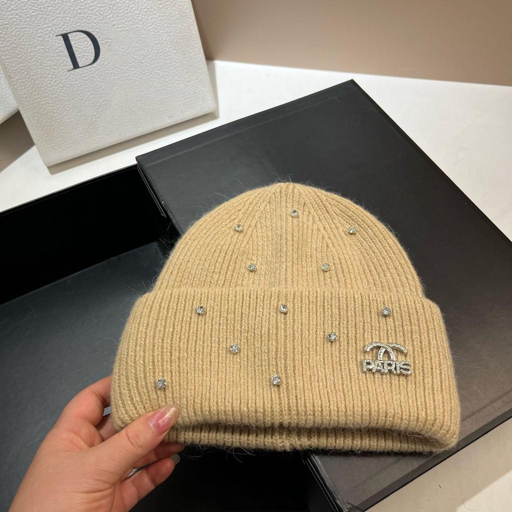 Rabbit Hair Small Fragrant Wind Full Diamond Knitted Hat Winter Paris Light Luxury Niche Warm Versatile Wool Ear Protection Hat Women