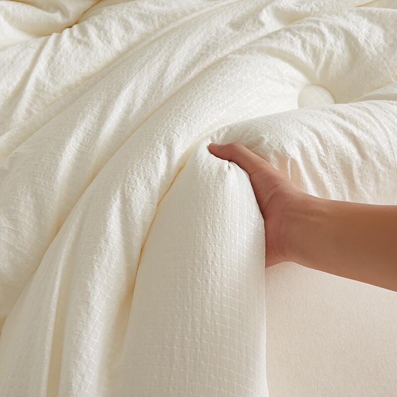 Kołdra na cały sezon Jie Li Ya z niebarwionego włókna sojowego