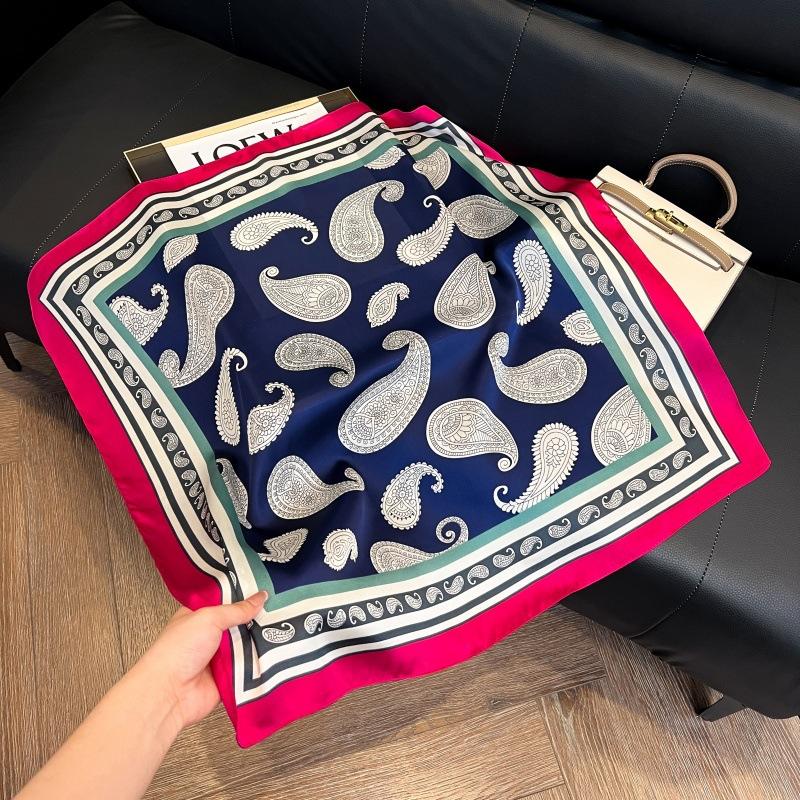New silk scarf women's fashion versatile high-end small square scarf Korean version neck protection scarf spring and autumn retro scarf binding bag