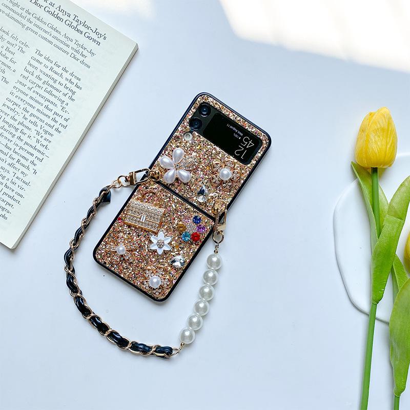 Folding Screen Flip Phone Case for Women for Samsung ZFlip6 Flower Sequins Rhinestone Pearl Metal Bracelet Skin