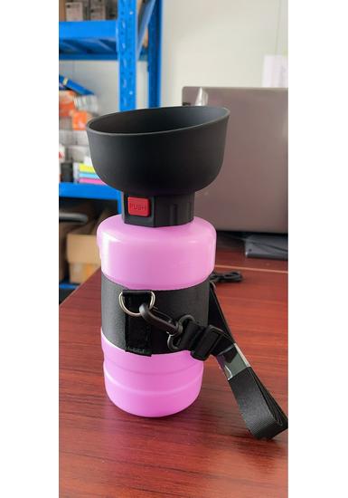 Enhanced Portable Pet Travel Cup: Squeeze-Style Water Bottle for Cats & Dogs