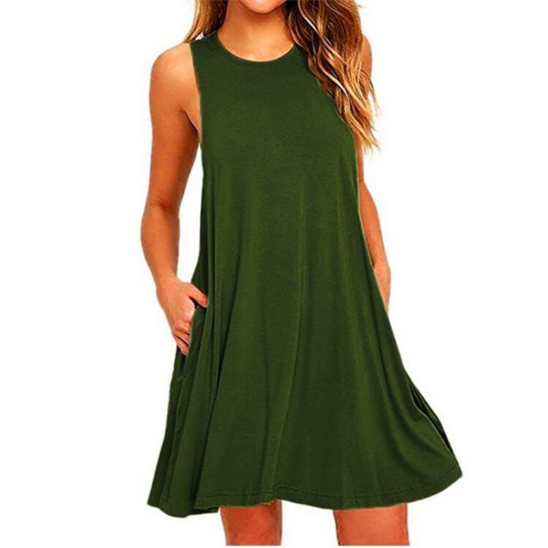 Women's Summer Casual Sleeveless Tank Dress, Solid Color Loose Round Neck Swing Mini Dress with Pockets Beach Vacation Daily Wear Dress