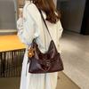 Bag niche design belt soft leather shoulder messenger bag 2025 new casual shoulder commuter tote bag