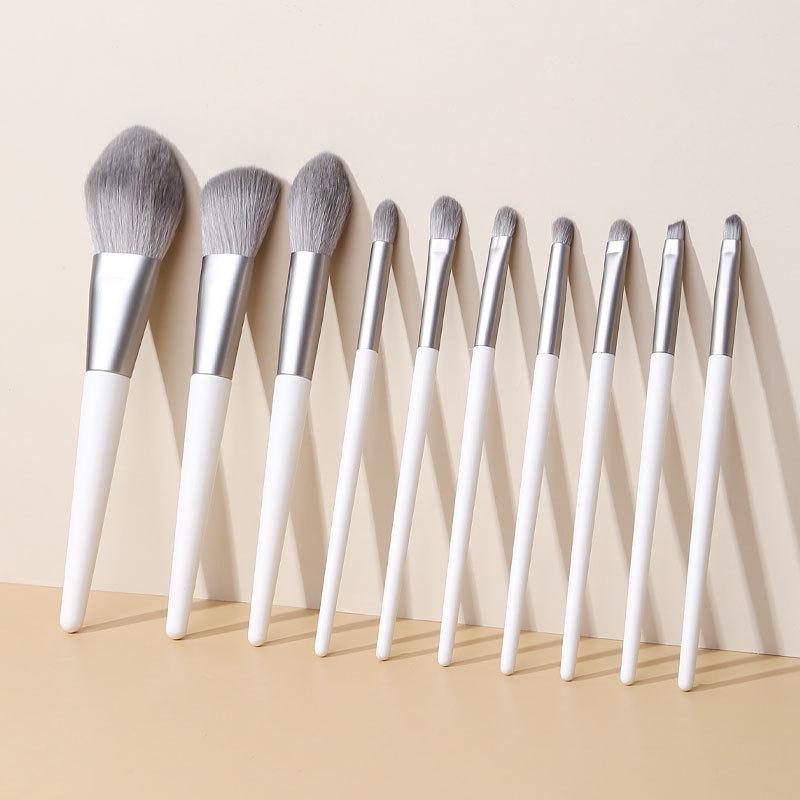 Silver Fox Series Makeup Brush Set, Cangzhou Eyeshadow Brush, Foundation Brush, Blush Brush 12 Wooden Handles, A Complete Set Of Makeup Brushes