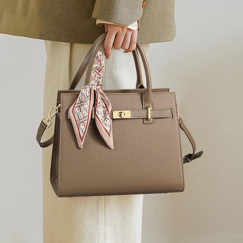 

Handbag for Women 2025 New Autumn Winter Crossbody Bag Platinum Bag Large Capacity Mom Bag Bags Luggage Elephant Gray(Public Vers