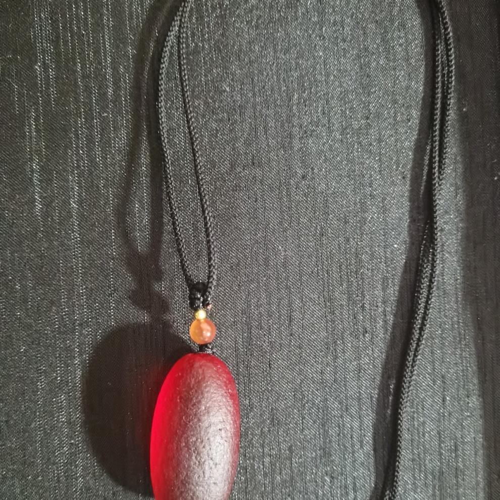 Korla Wüstenmeteorit Roter Energiestein Anhänger