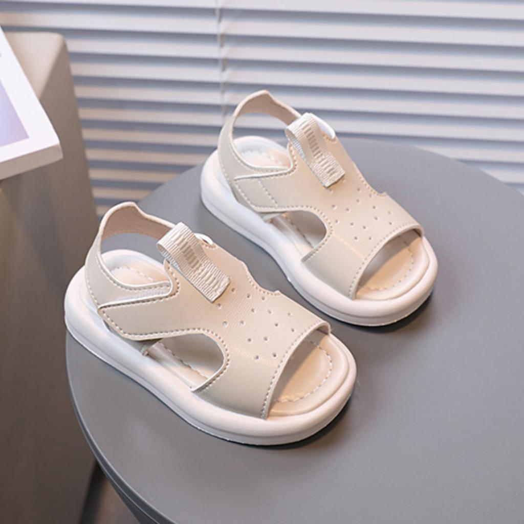 Children Soft Sole Sandals Lightweight Breathable Adjustable Strap Toddler Outdoor Comfortable Footwear for Walking and Play