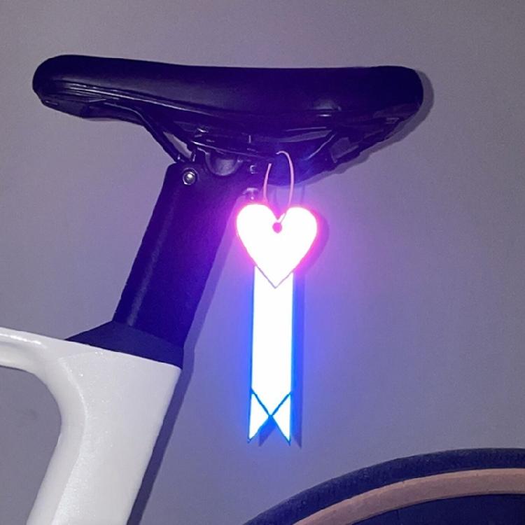Bicycles Creative Reflective Pendants Safe Nighttimes Walking Cycling Pendants Reflective Cycling Accessories