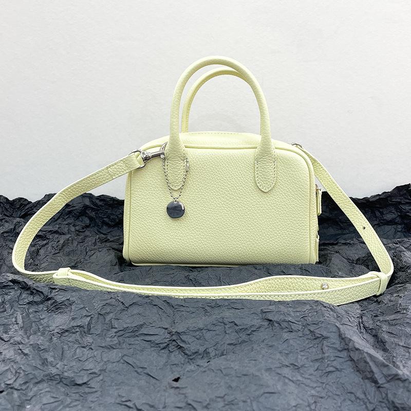 2025 Niche Design High-end Leather Cowhide Handbag Niche Bowling Single Shoulder Crossbody Women's Bag