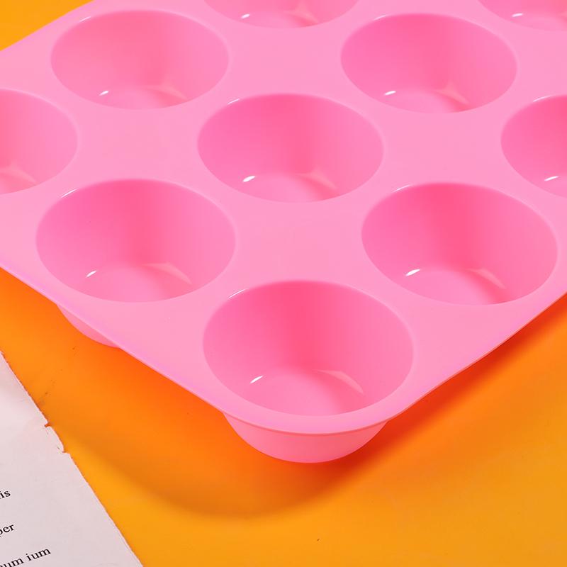 Formă din silicon cu 12 cești, brioșe, cupcake, tigaie antiaderență, săpun, instrumente pentru prepararea ciocolatei, mașină de spălat vase, cuptor cu microunde, tigaie de panificație