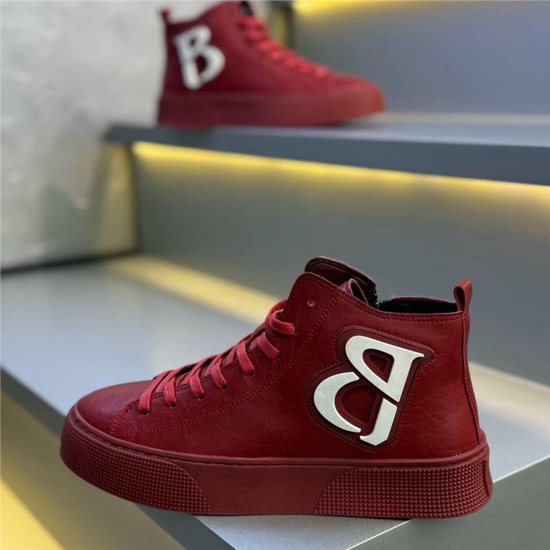 New breathable and comfortable high-top comfortable and wear-resistant leather surface solid color lightweight casual board shoes