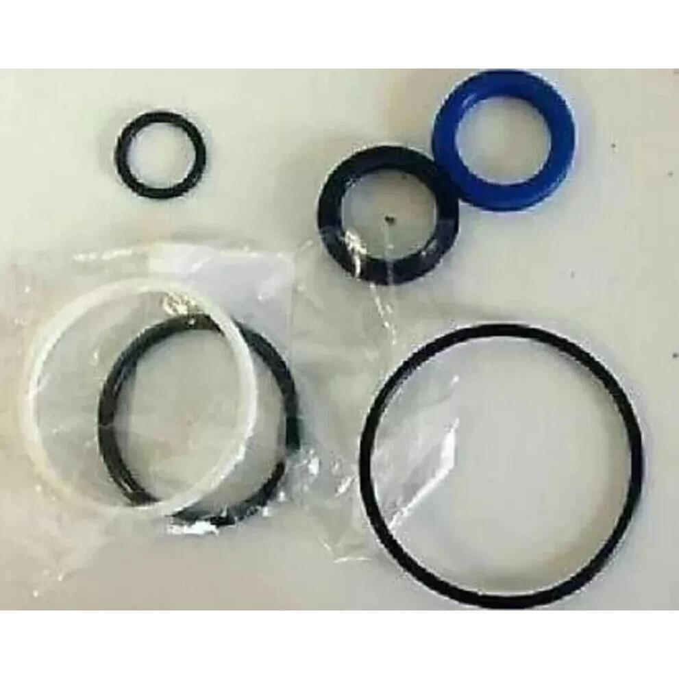 

Power Steering Cylinder Repair Kit For Mahindra Tractor 4Wd 006500395C1
