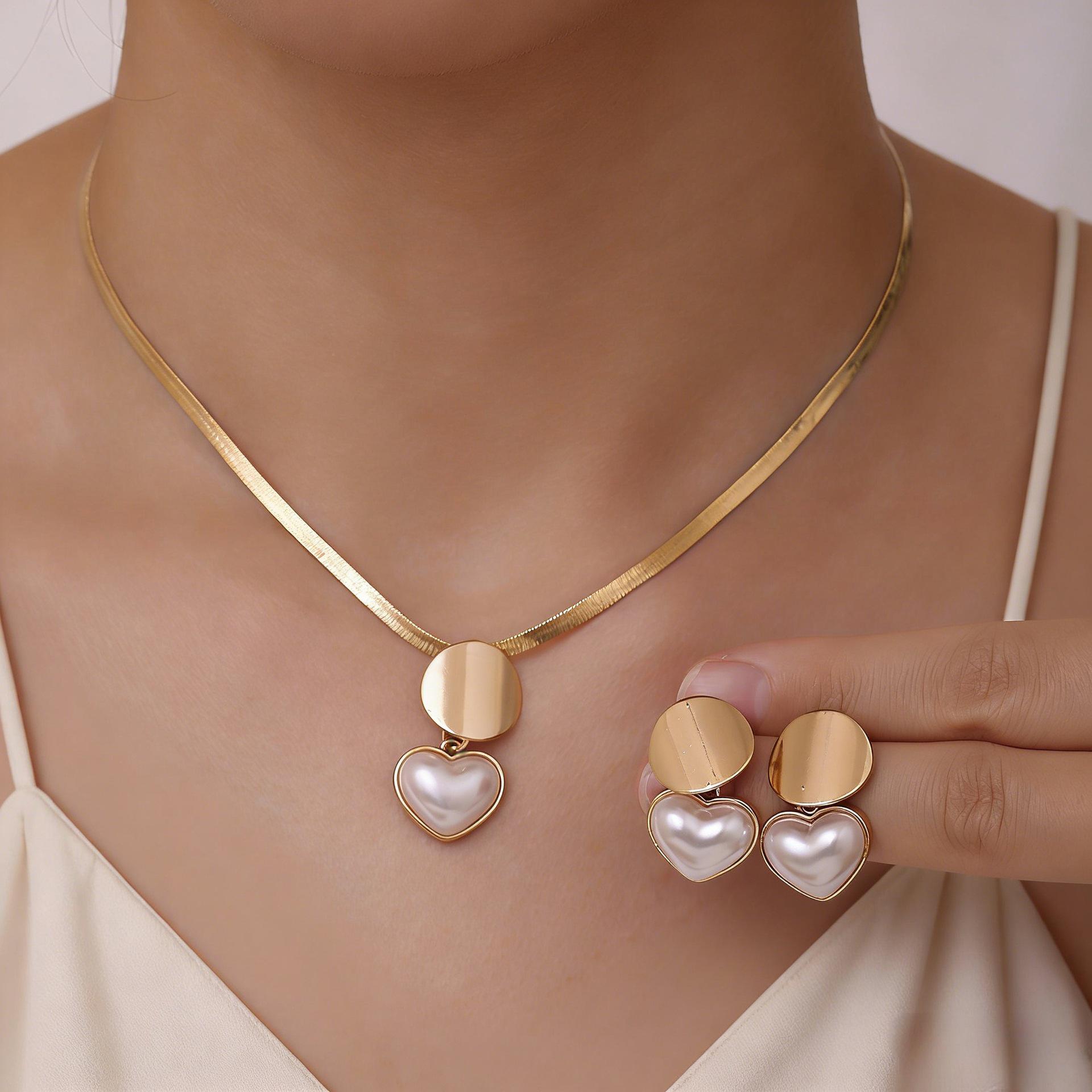 Elegant Peach Heart Necklace & Earring Set - Versatile Luxury Jewelry