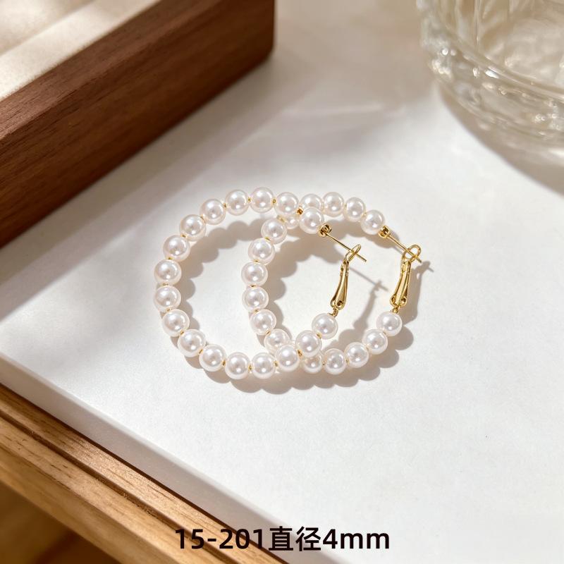 Korean popular simple personality large circle earrings women's light luxury high-end earrings fashion temperament versatile tide earrings