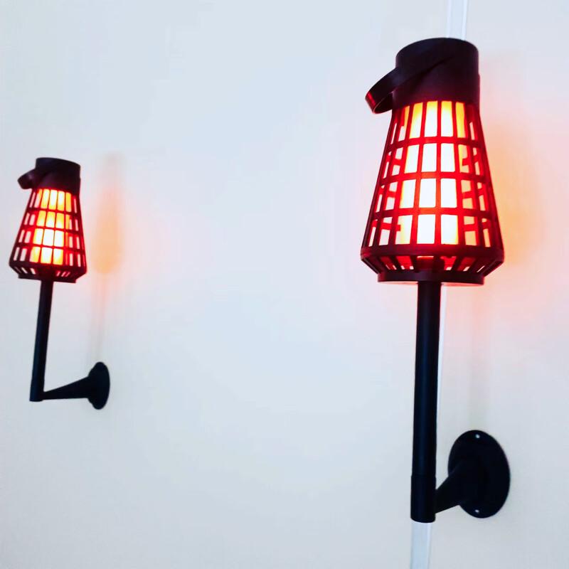 Nu Feng Solar Flame Effect Garden Wall Light 2-Pack