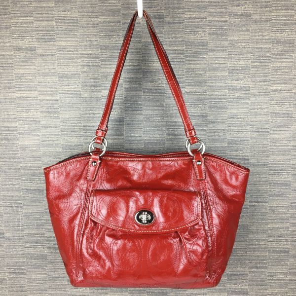 

COACH Leather Hand Shoulder Bag Red Enamel Signature Embroidery(USED)