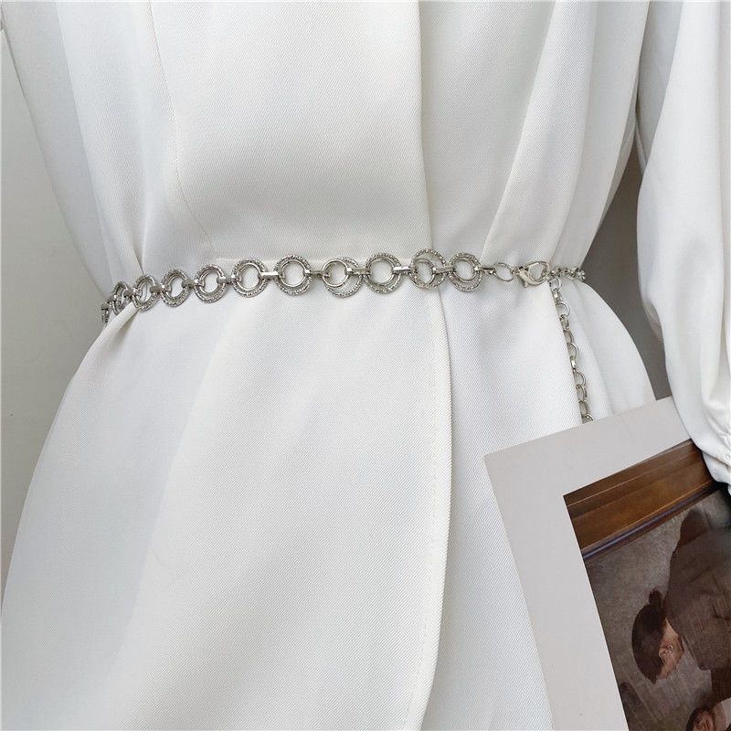 

Красиво оформленный женский винтажный пояс на талию в нескольких цветах для круглогодичного использования Silver Chain