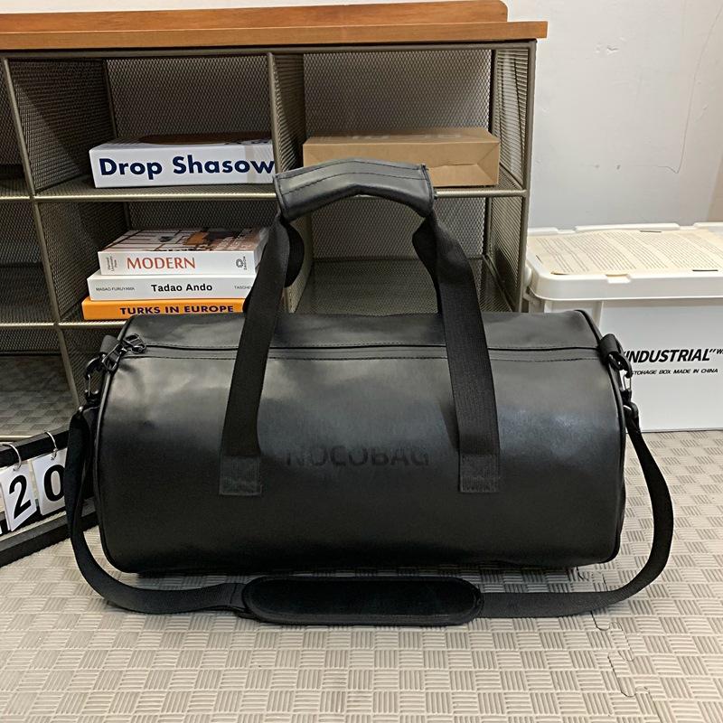 Fitness bag Large capacity messenger sports bag Cylinder training handbag Men's travel bag Large capacity sports bag
